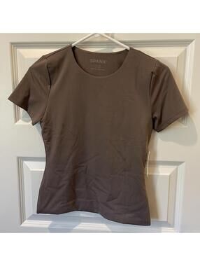Spanx Smoothing Jersey Short Sleeve Crew Top in Smoke, Size Small (NWT)